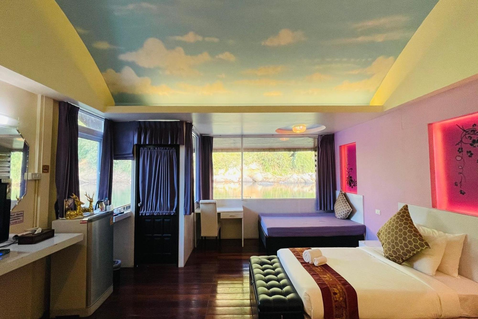 Baan Rim Kwai Paerimnam Resort Kanchanaburi City Exterior photo