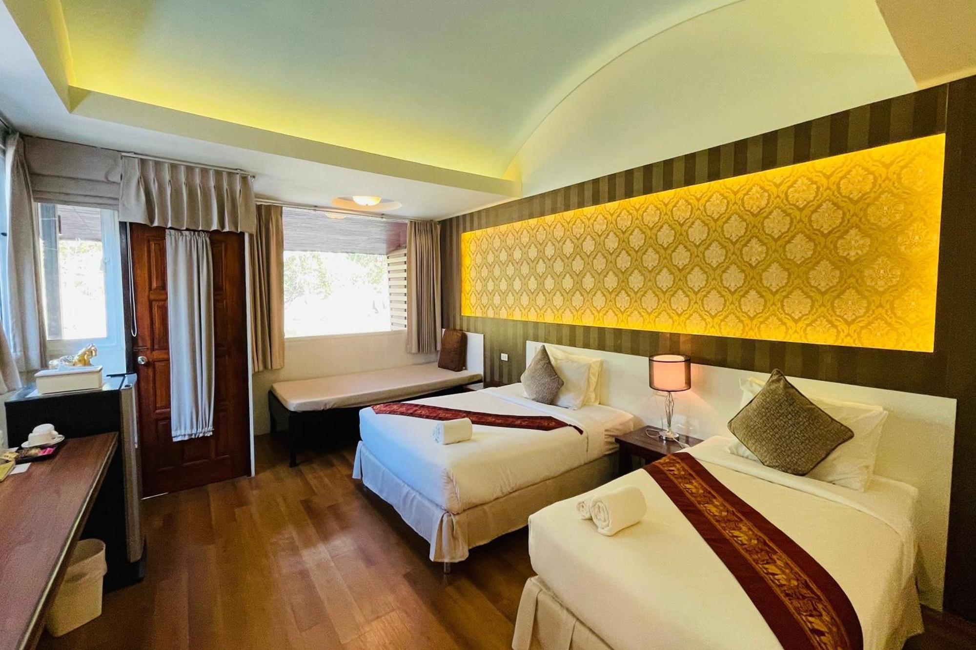 Baan Rim Kwai Paerimnam Resort Kanchanaburi City Exterior photo