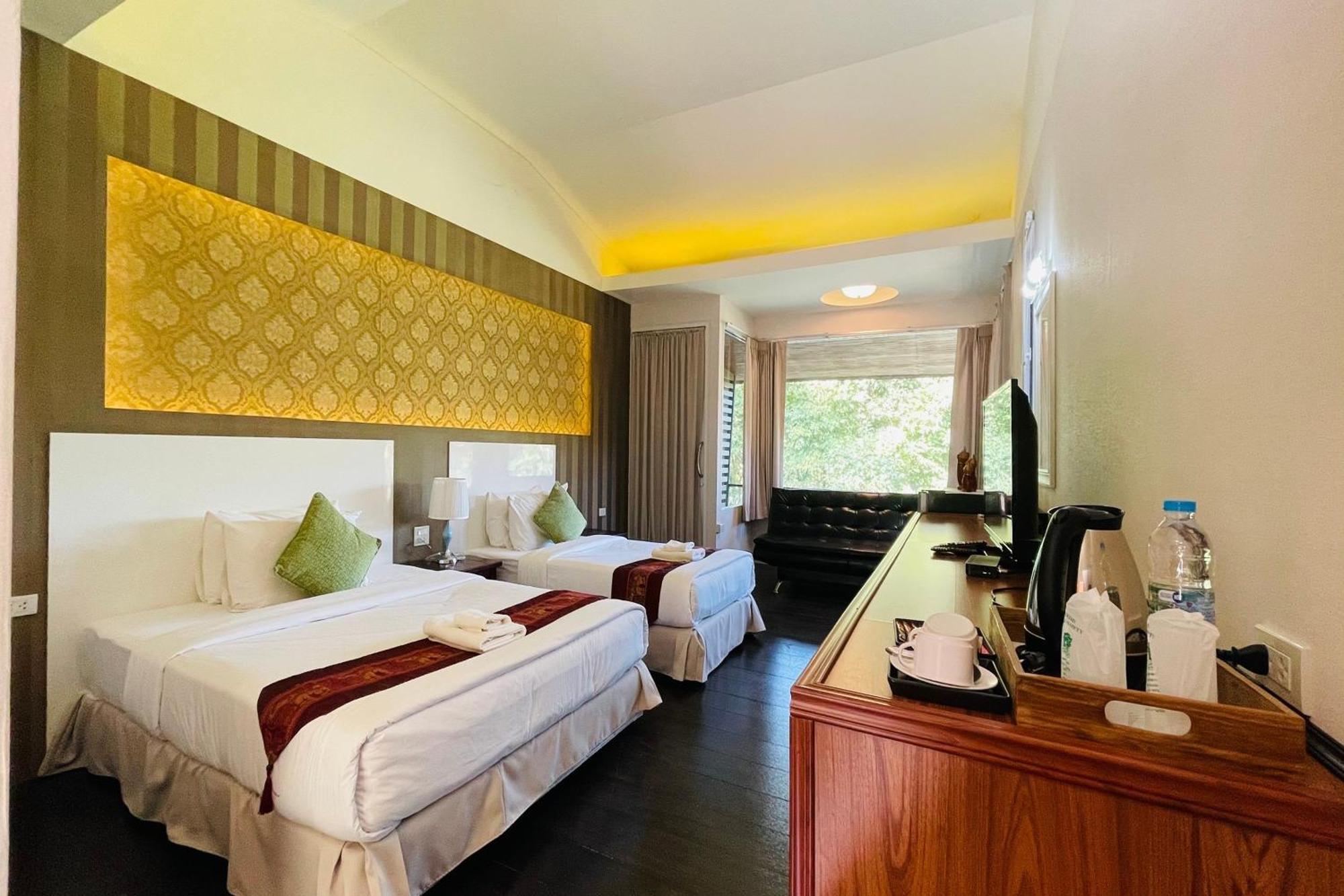 Baan Rim Kwai Paerimnam Resort Kanchanaburi City Exterior photo