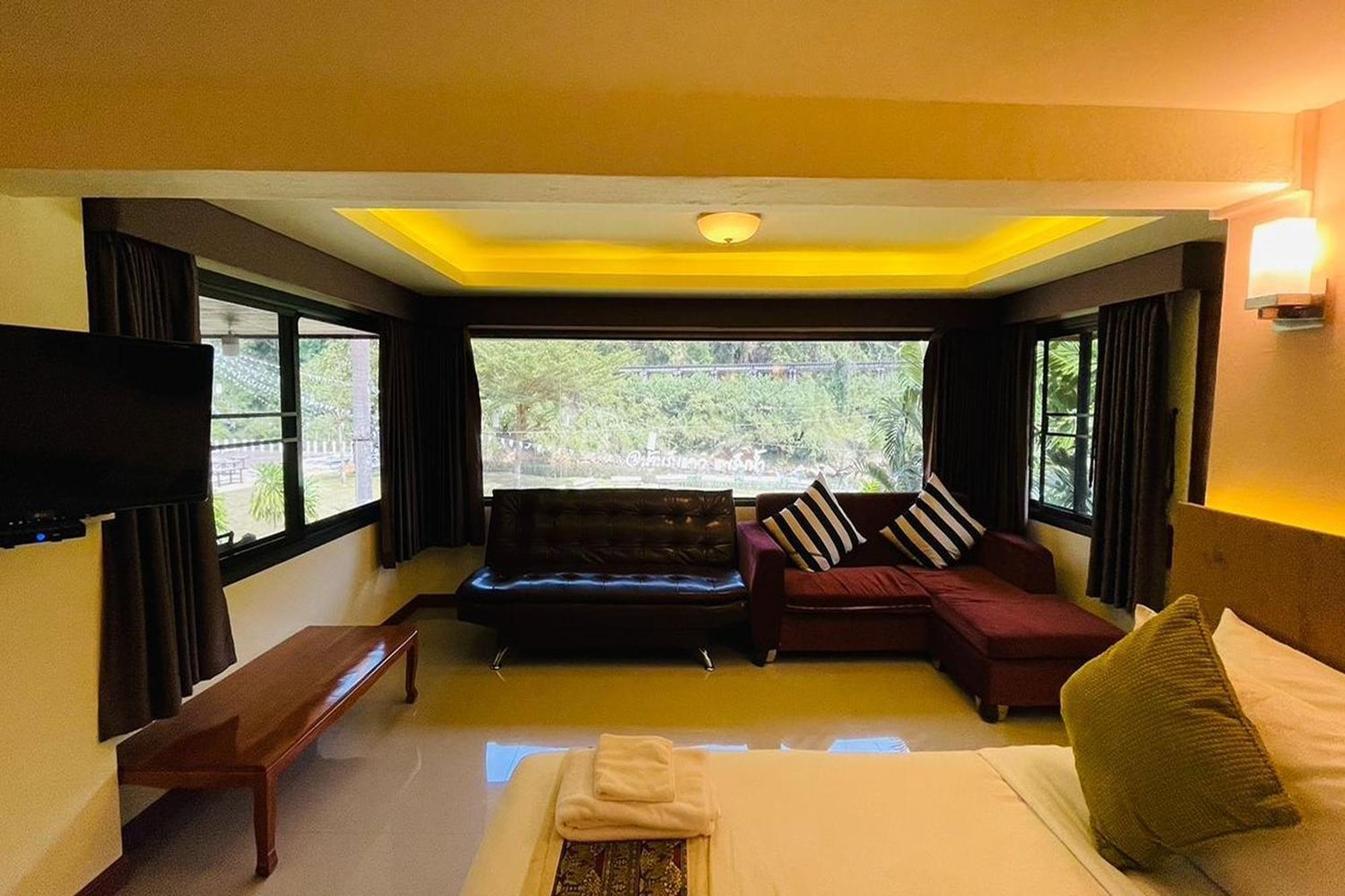 Baan Rim Kwai Paerimnam Resort Kanchanaburi City Exterior photo